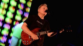 Un nouveau live « best-of » caritatif pour New Order