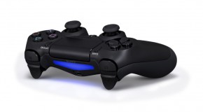 PS4 : la DualShock 4 (en partie) compatible avec la PS3 ?