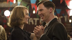 Joan Clarke et Alan Turing dans Imitation game