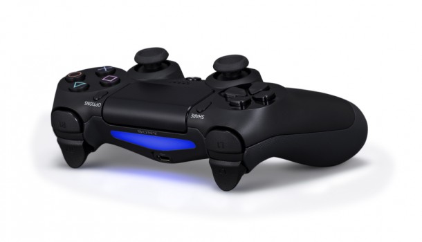 PS4 : la DualShock 4 (en partie) compatible avec la PS3 ?