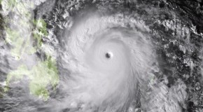 Typhon Haiyan : Sony donne 15 millions de yens et 400 radios
